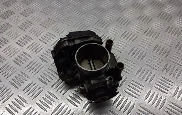 Audi A4 S4 B5 8D Throttle valve position sensor 058133063H