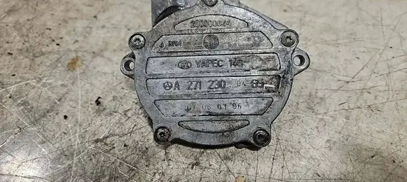 Mercedes-Benz E W211 Vacuum pump 200000044 A2712300465 07080306