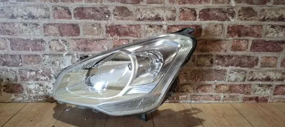 Peugeot Partner Headlight/headlamp