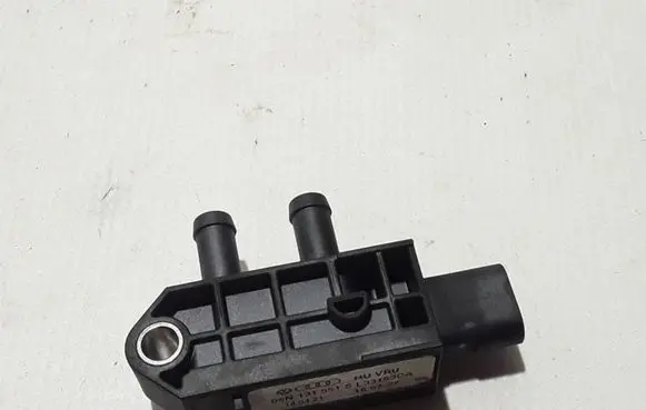 Audi A6 S6 C8 4K Exhaust gas pressure sensor 06N131551S
