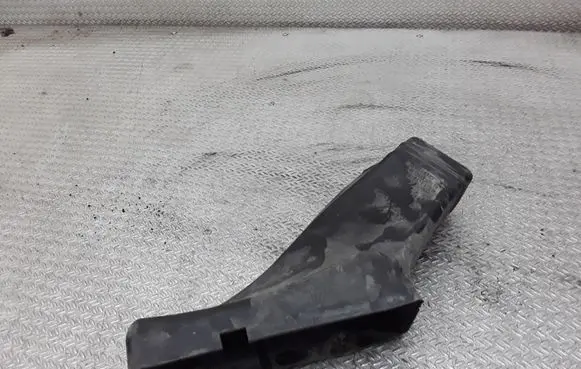 Audi A6 S6 C5 4B Air intake duct part 078129617M