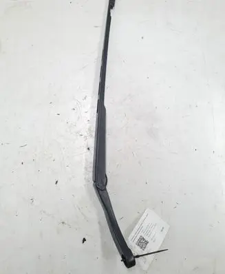 Front wiper blade arm
