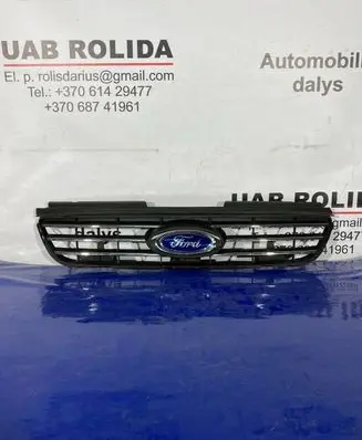 Front bumper upper radiator grill