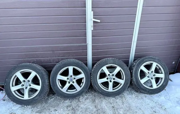 Volvo V40 R16 alloy rim 31423046