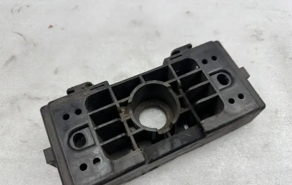 Mercedes-Benz GL X166 Jacking socket point A1666900334