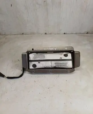 Peugeot 607 Passenger airbag