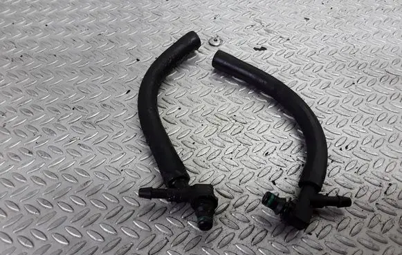Ford Fiesta Fuel line/pipe/hose 