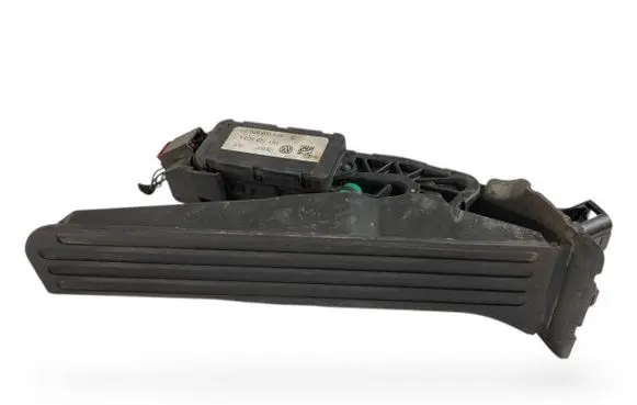 Volkswagen Golf V Accelerator throttle pedal 1K1723503L