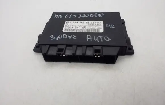 Mercedes-Benz CLS C219 Parking PDC control unit/module A2195450332 0263004072