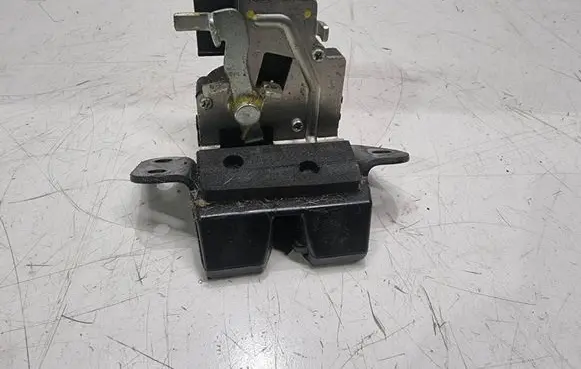 KIA Sportage Tailgate/trunk/boot lock/catch/latch 812303W000