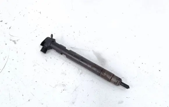Opel Antara Fuel injector 28264951 25183186