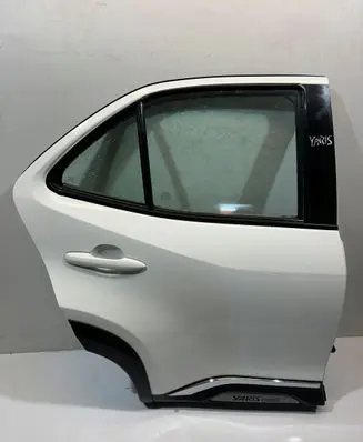 Toyota Yaris Cross Rear door 