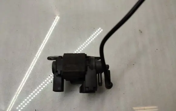 Audi A6 S6 C7 4G Turbo solenoid valve 059906609