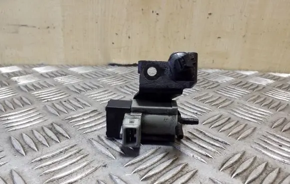KIA Sorento Vacuum valve 351202A450