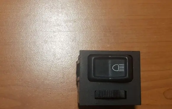 Volkswagen Golf I Light switch 321941531G