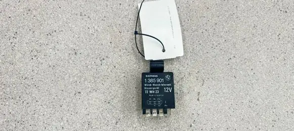 BMW 3 E30 Window wiper relay 61351385901