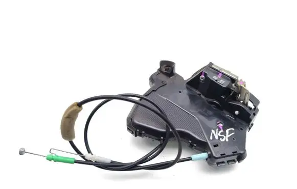 Toyota Hilux (AN10, AN20, AN30) Front door lock 