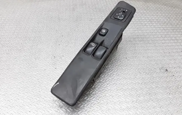 Mitsubishi Pajero Pinin Electric window control switch MR480791
