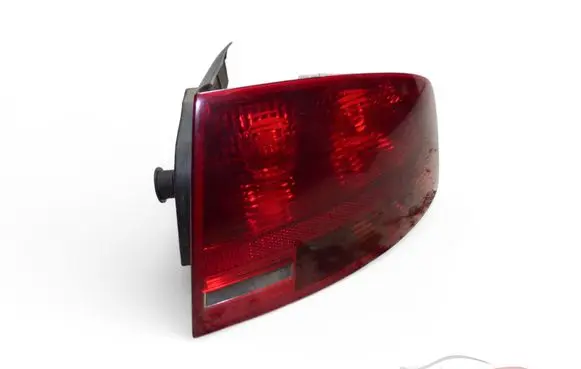 Audi A4 S4 B7 8E 8H Rear/tail lights 8E5945096