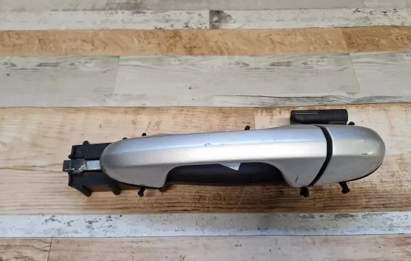 Chrysler Pacifica Front door exterior handle 40263400