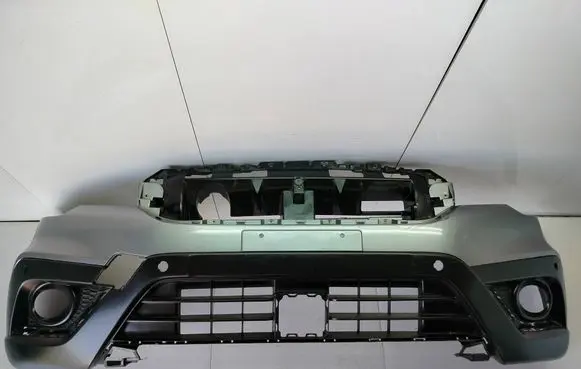 Suzuki SX4 Front bumper 7172164R0