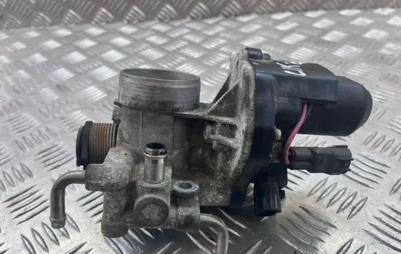 Toyota Prius (XW20) Throttle valve 8945230150