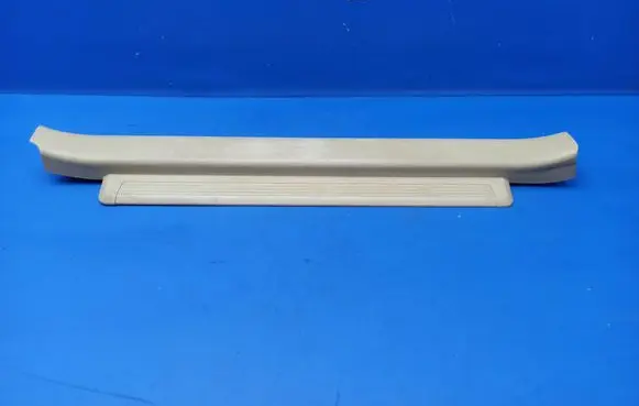 Lexus IS 220D-250-350 Front sill trim cover 6791353020