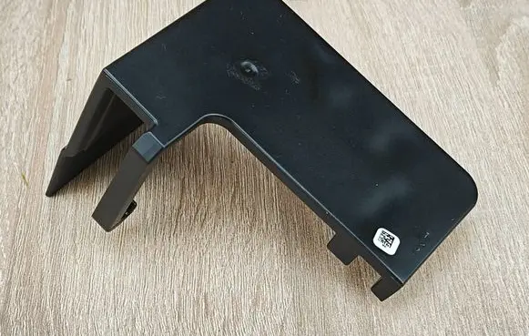 BMW 4 G22 G23 G24 G26 Battery box tray cover/lid 6844137