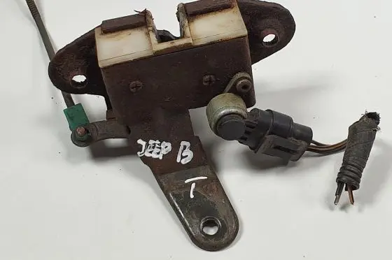 Jeep Grand Cherokee Tailgate/trunk/boot lock/catch/latch