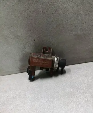Ford C-MAX I Turbo solenoid valve 9652570180