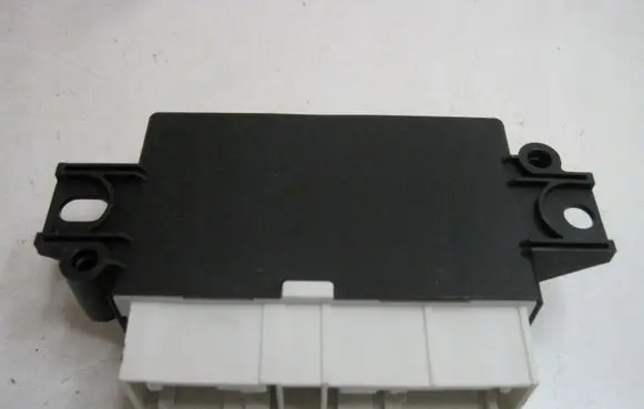 Skoda Rapid (120G, 130G, 135G) Combustion control unit/module 5QA919298K