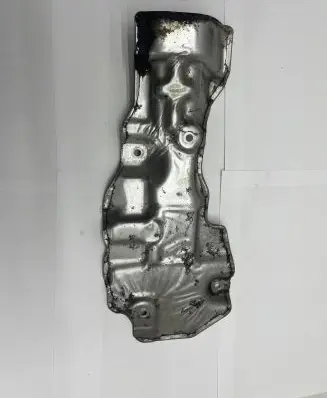 Volvo XC90 Heat shield in engine bay 31325811