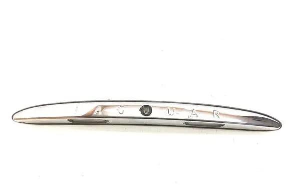 Jaguar XK8 - XKR Number plate light LJE5071AA