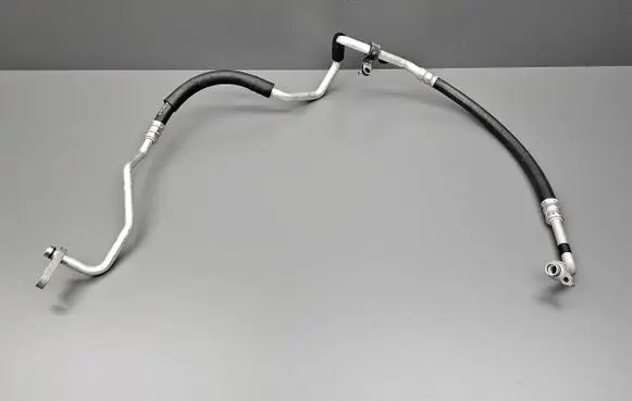 Mazda 3 III Air conditioning (A/C) pipe/hose
