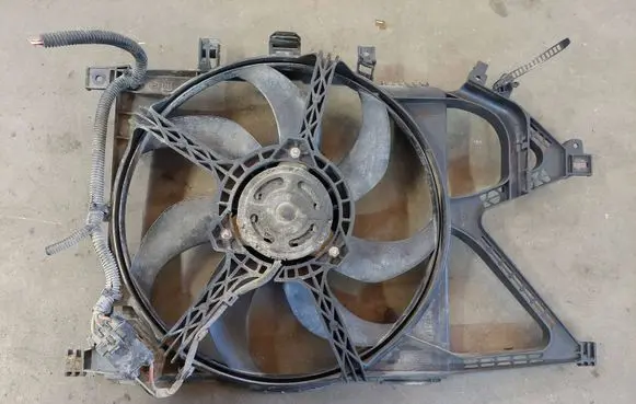 Opel Combo C Electric radiator cooling fan 24463854 560961104 87435