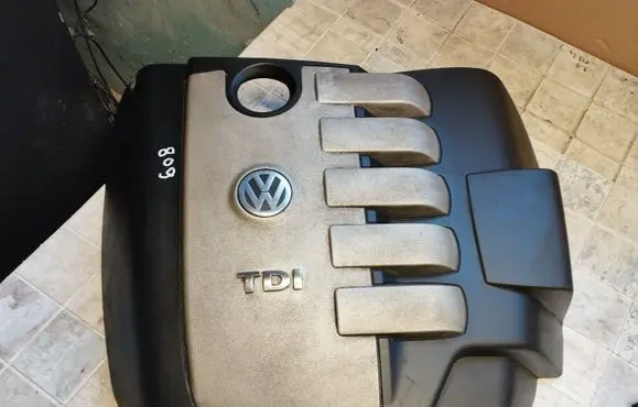 Volkswagen Touareg I Engine cover (trim) 070103926A