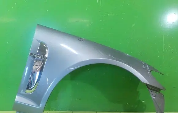 Jaguar XF X250 Fender PRZOD PRAWY