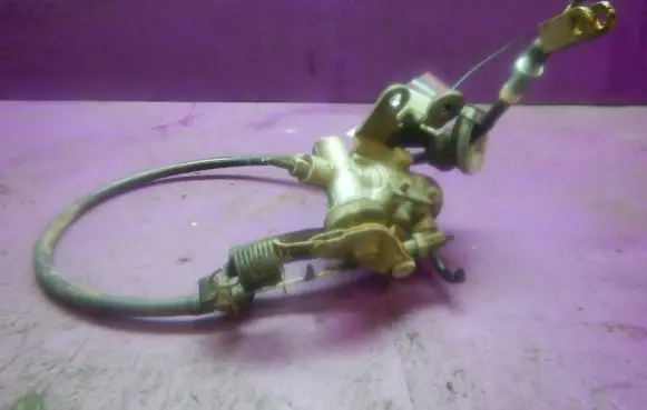 Subaru Impreza II Clutch slave cylinder 