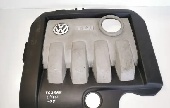Volkswagen Touran I Engine cover (trim) 03G103925