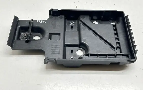 Battery tray