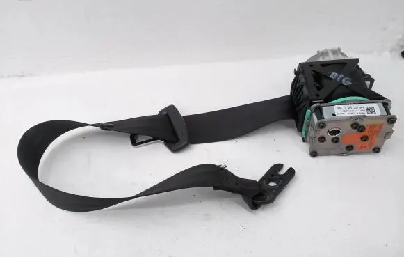 Audi A8 S8 D4 4H Rear seatbelt 4H0857805D