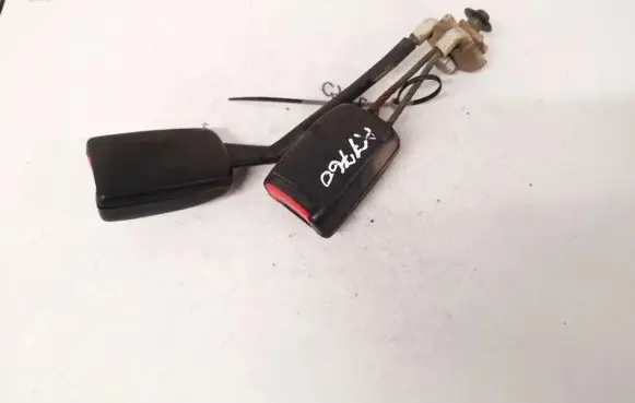 Audi A4 S4 B5 8D Middle seatbelt buckle (rear) 8d0857739
