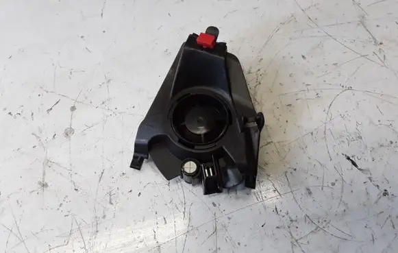 Volvo V70 Front door high frequency speaker 8633992