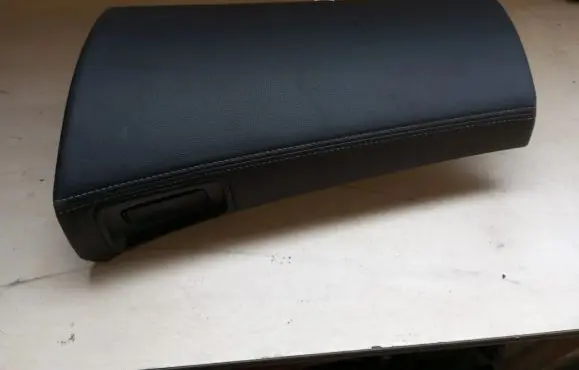 Mitsubishi Outlander Glove box 8042A061