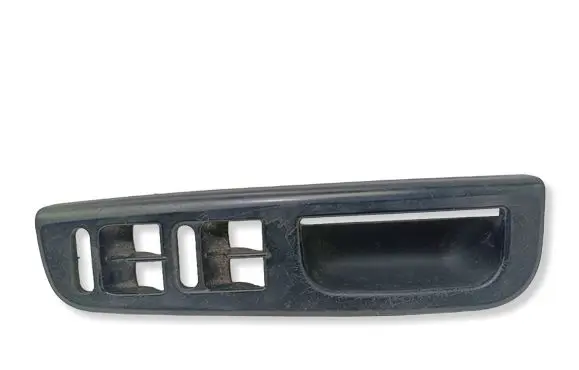Volkswagen Golf IV Front door window switch trim 3B1867171E