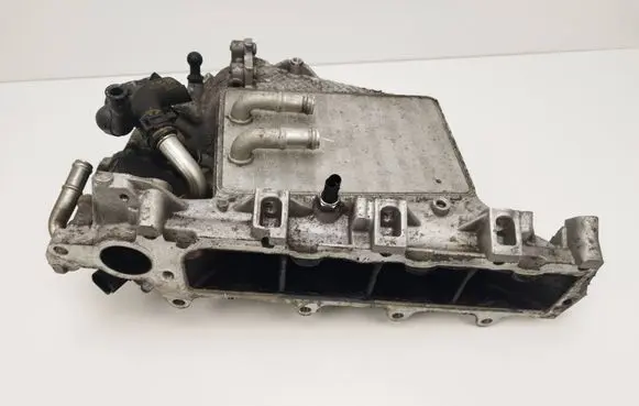 Volkswagen Tiguan Intake manifold 04L129766
