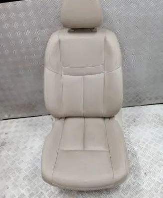 Nissan X-Trail T32 Front driver seat 