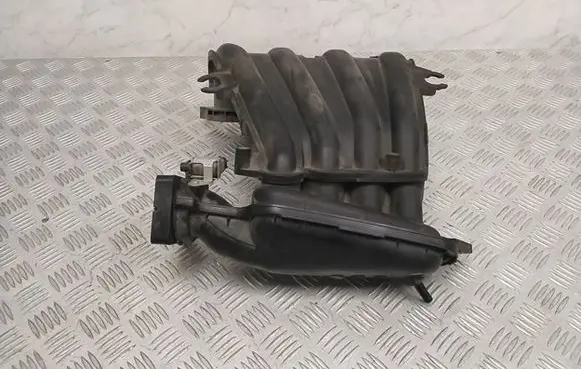 Nissan Qashqai Intake manifold