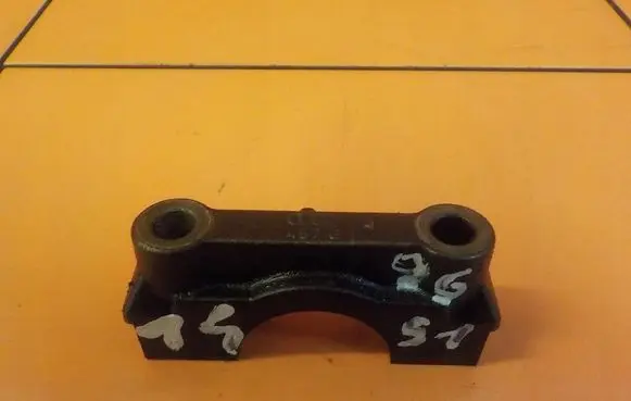 Audi A4 S4 B6 8E 8H Camshaft holder 457G 96S1