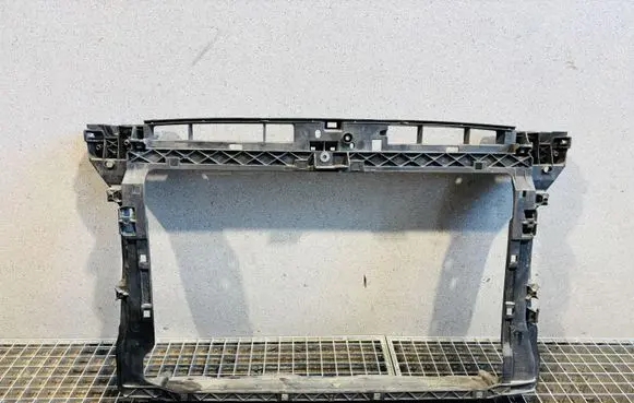 Skoda Superb B8 (3V) Radiator support slam panel 3V0805588C